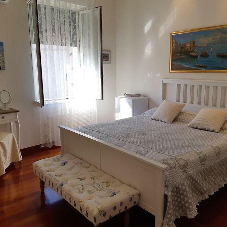 Dolce Vita Vomero Napels Buitenkant foto